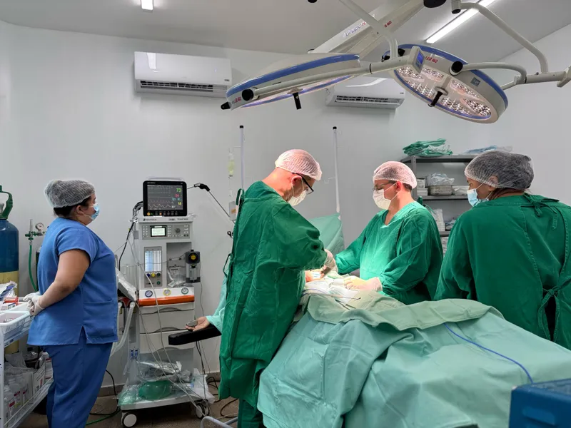 Foto 2 – HOSPITAL PEDRO VASCONCELO INICIOU PROCEDIMENTOS CIRÚRGICOS DE 2025