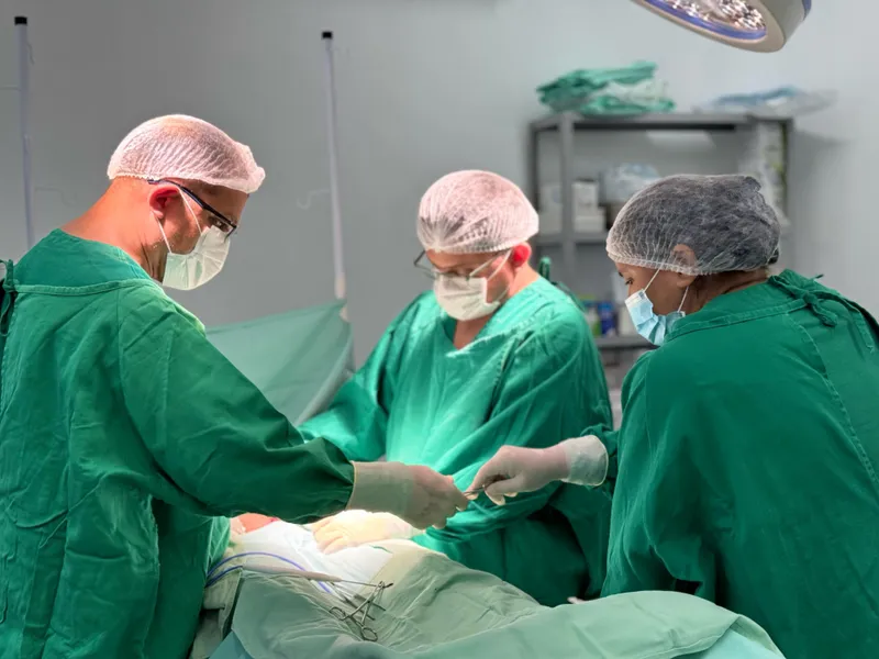 HOSPITAL PEDRO VASCONCELO INICIOU PROCEDIMENTOS CIRÚRGICOS DE 2025