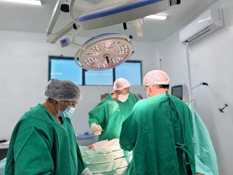Foto 1 – HOSPITAL PEDRO VASCONCELO INICIOU PROCEDIMENTOS CIRÚRGICOS DE 2025