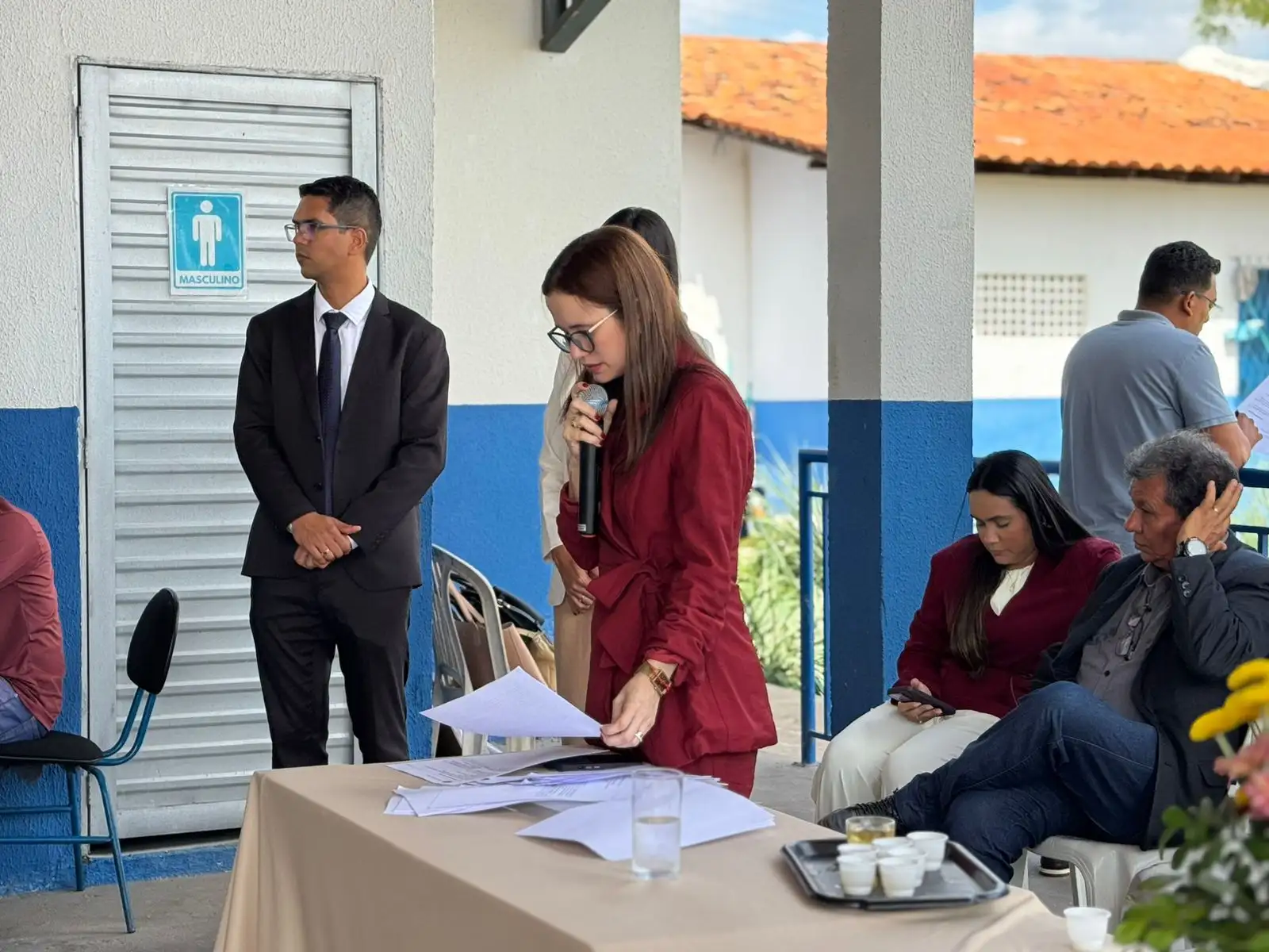 Foto 4 – PREFEITURA DE MIGUEL ALVES ENTREGA SENTENÇAS DA ASSISTÊNCIA JUDICIÁRIA GRATUITA MUNICIPAL