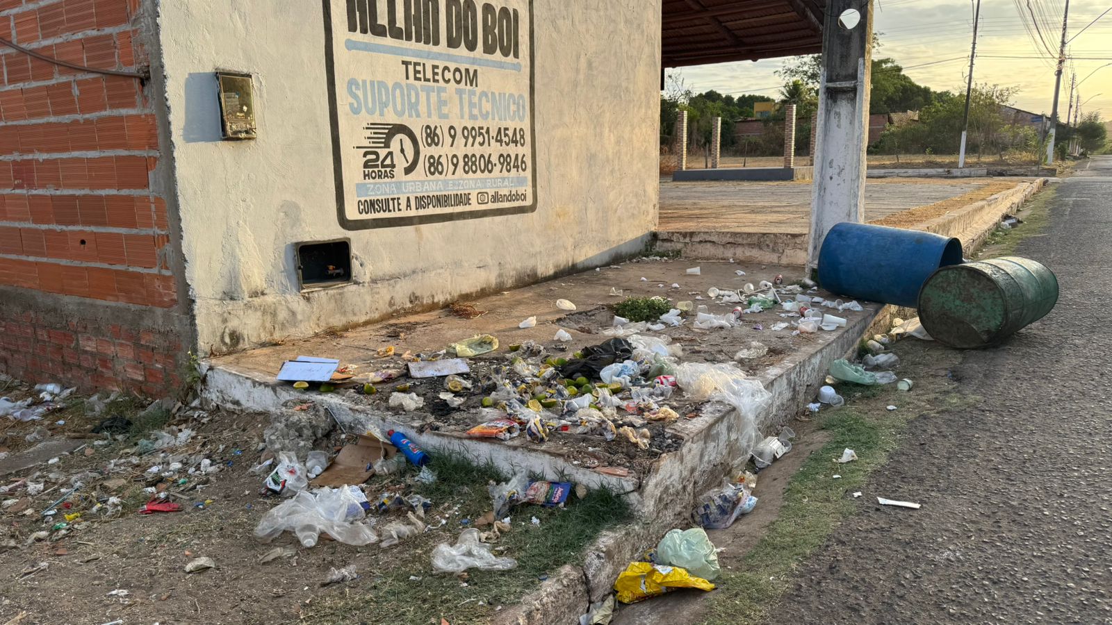 Foto 1 – PREFEITURA DE MIGUEL ALVES REFORÇA ALERTA SOBRE DESCARTE IRREGULAR DE LIXO NAS VIAS PÚBLICAS.