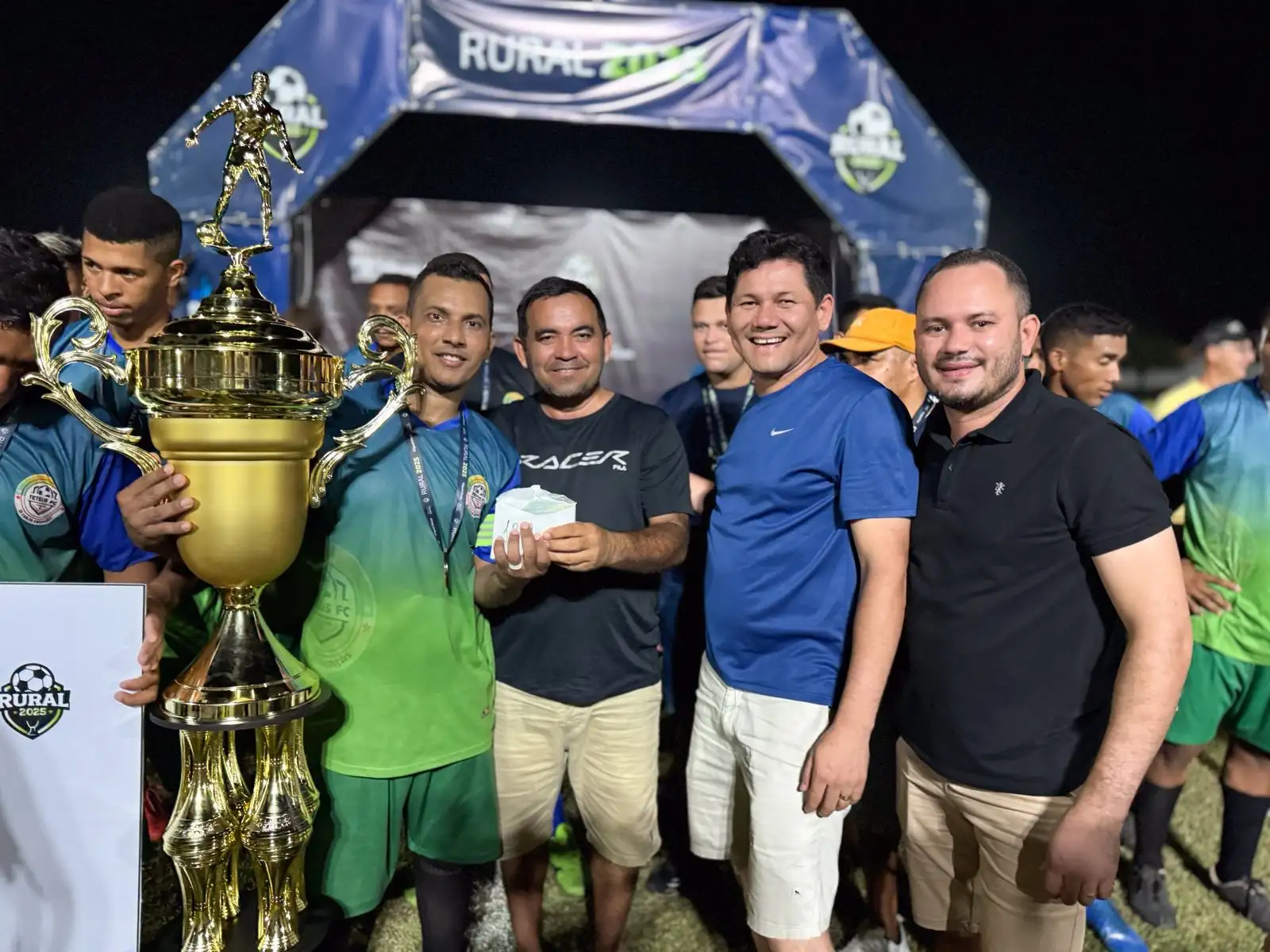 Foto 4 – LEMBRANÇA VENCE RIACHÃO E CONQUISTA TÍTULO DO MAIOR CAMPEONATO RURAL DA HISTÓRIA DE MIGUEL ALVES