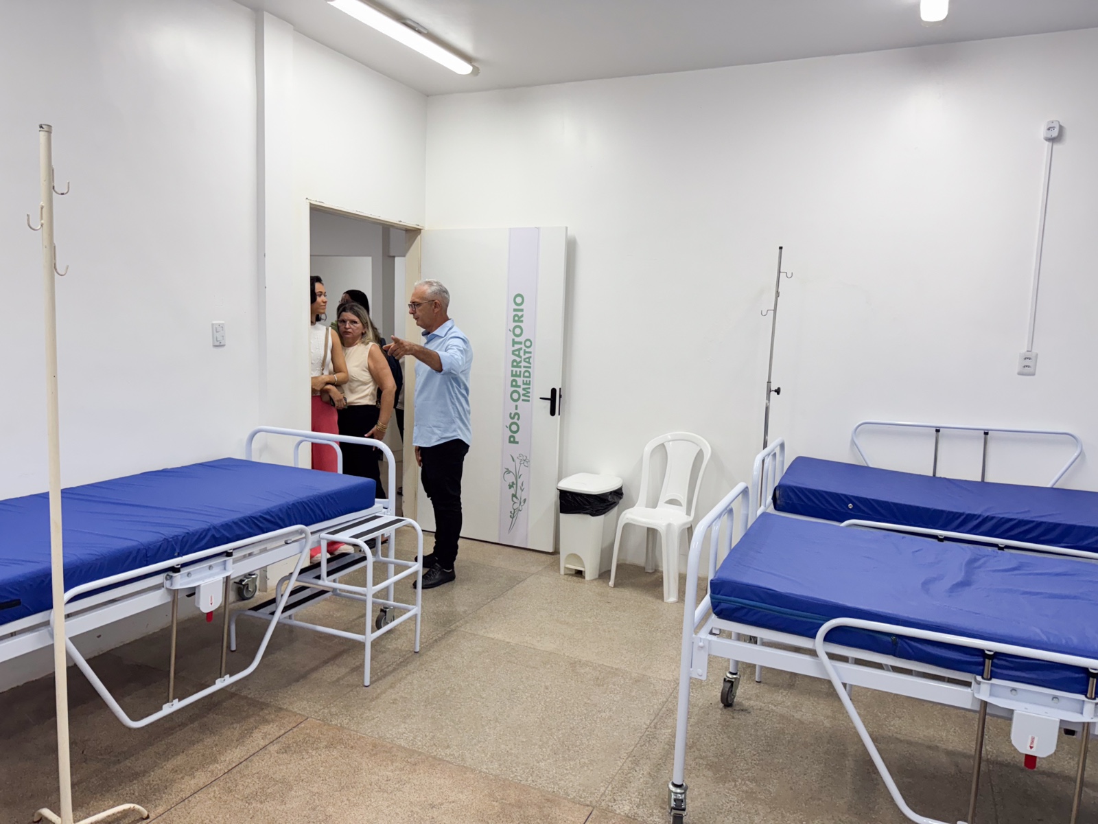 Foto 2 – NOVO DIRETOR DO HOSPITAL PEDRO VASCONCELOS, WASHINGTON PARENTE, CONHECE INSTALAÇÕES E DESTACA COMPROMISSO COM A QUALIDAD