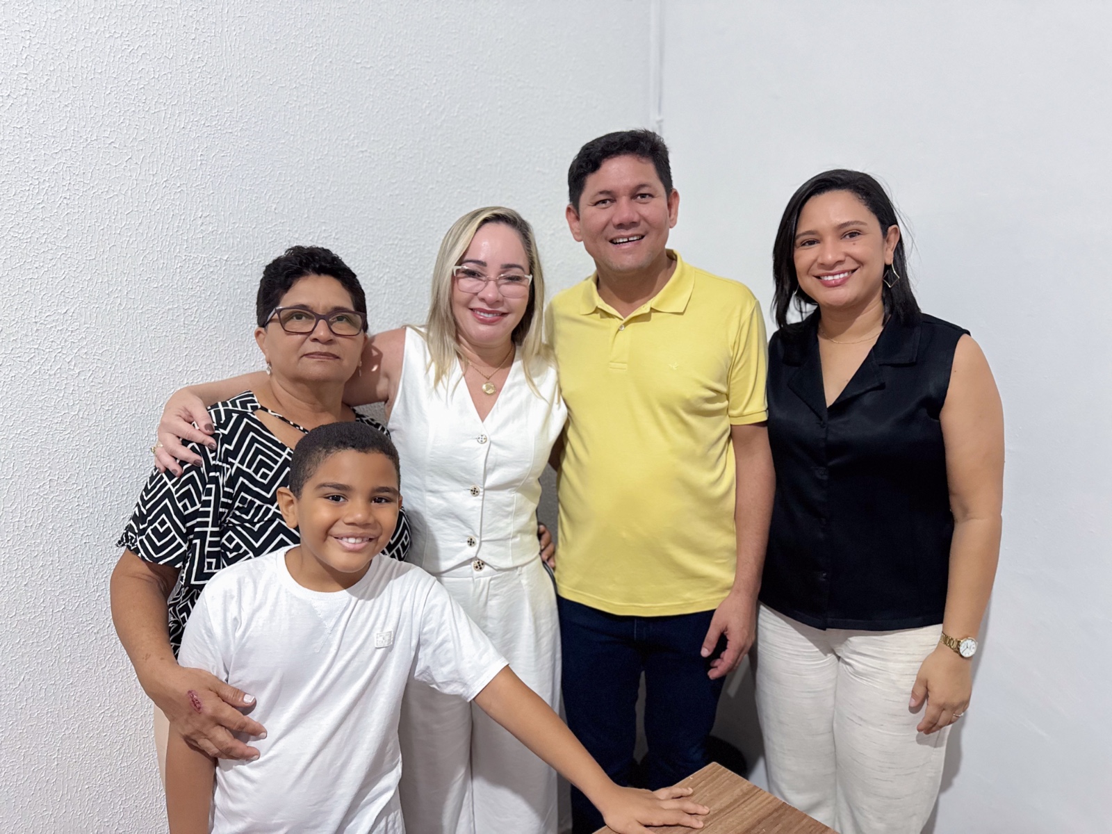 Foto 17 – SECRETARIA MUNICIPAL DE ASSISTÊNCIA SOCIAL É RECEPCIONADACOM ENTUSIASMO POR COLABORADORES