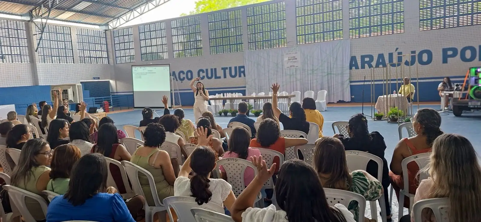Foto 14 – SECRETARIA MUNICIPAL DE EDUCAÇÃO REALIZA JORNADA PEDAGÓGICA 2026 E FORTALECE PLANEJAMENTO DO ANO LETIVO
