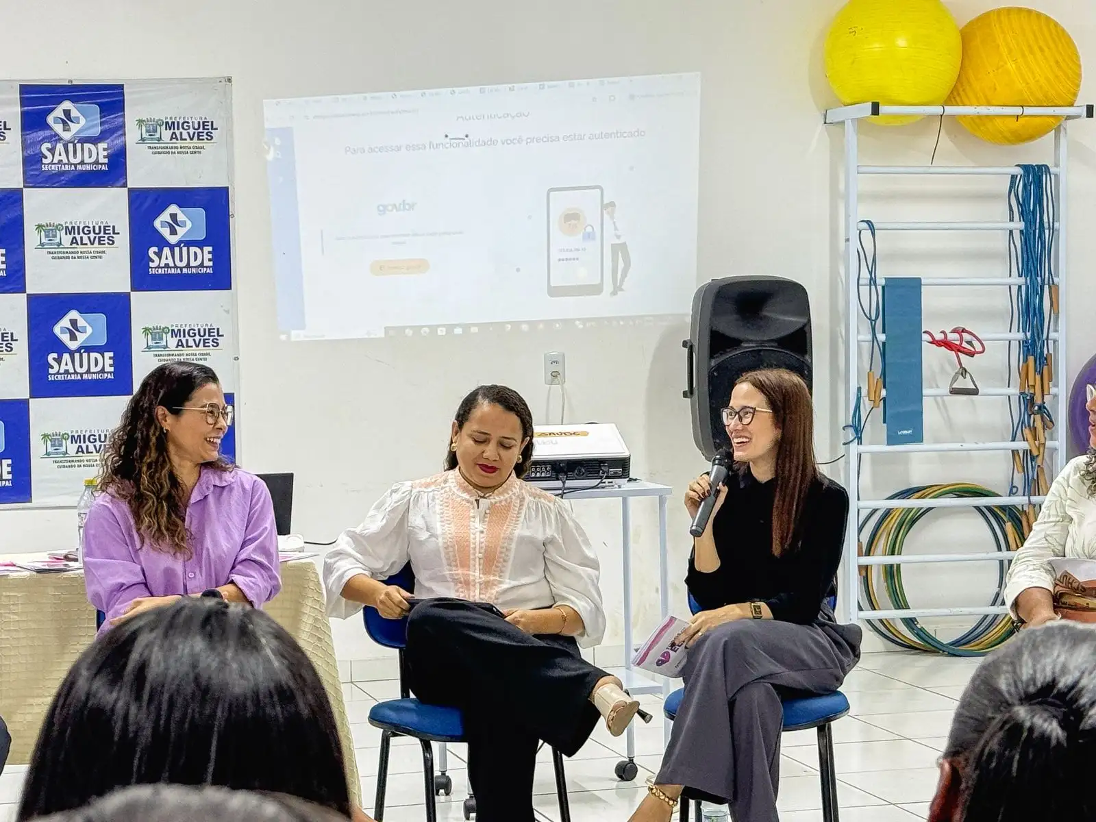 Foto 10 – “TODOS POR ELAS” LEVA INFORMAÇÃO E APOIO ÁS MULHERES EM MIGUEL ALVES