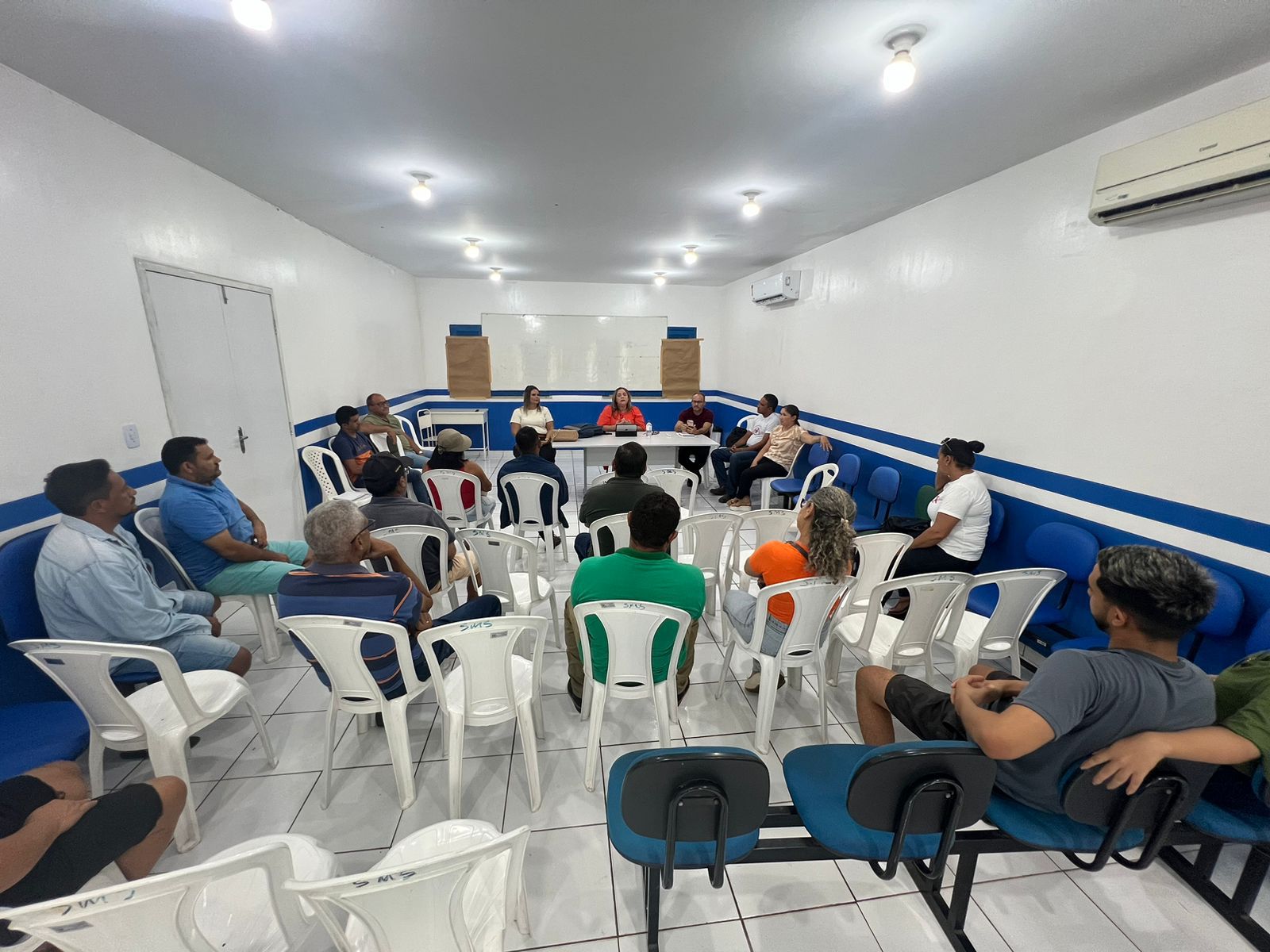Foto 2 – SECRETARIA MUNICIPAL DE SAÚDE DE MIGUEL ALVES DISCUTE DESCARTE DE LIXO E PLANEJA CAMPANHA DE COMBATE À DENGUE